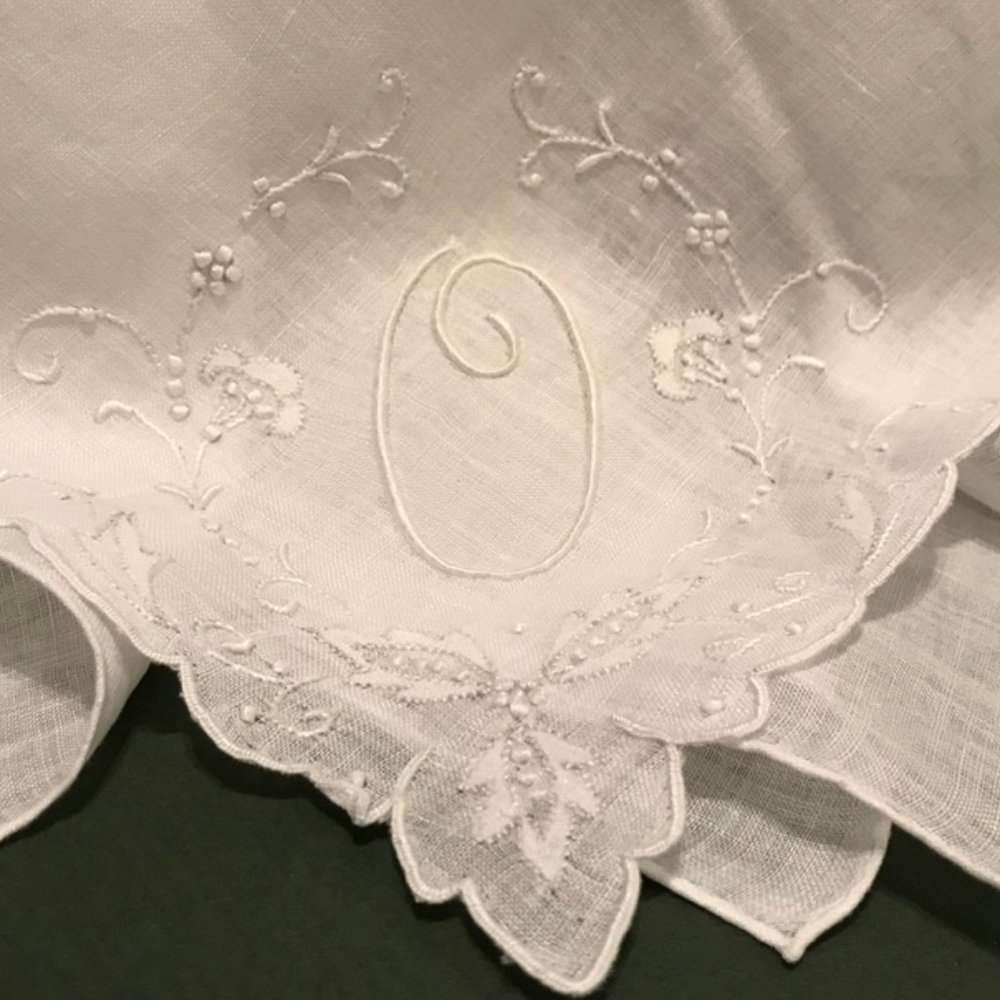 Vintage Beautiful 'O' Monogram Handkerchief
